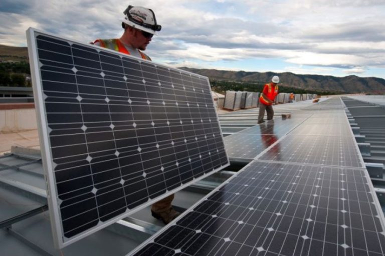 Sončna elektrarna paneli